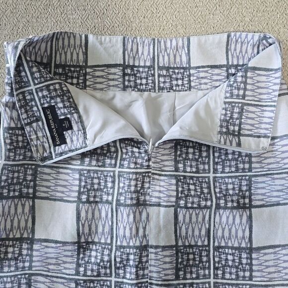Banana Republic Gray Linen Blend Plaid Pleated Skirt - Size 0 - Picture 6 of 13